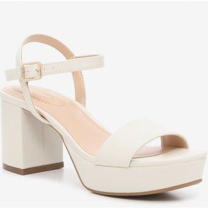 Bandolino Pennie Platform Sandal